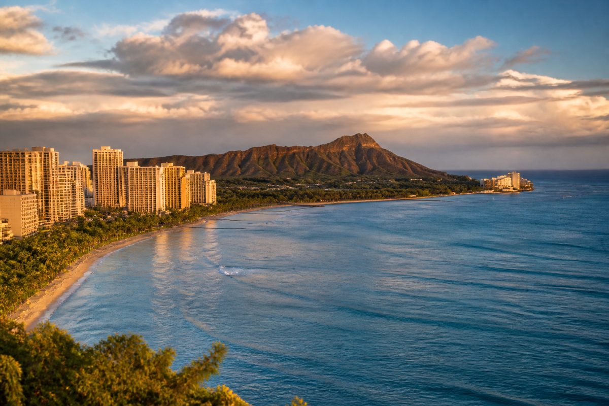 Hawaii landscape and skyline